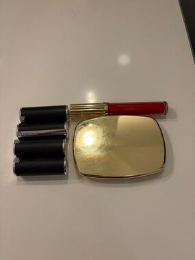 Miscellaneous makeup